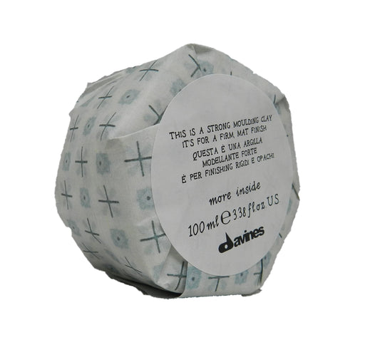 Davines This Is A Strong Moulding Clay, 3.38 Oz
